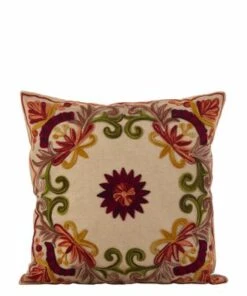 Deals ✨ Saro Lifestyle Floral Embroidered Decorative Throw Pillow 💯
