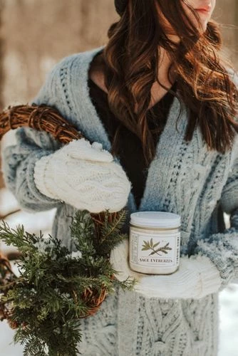 Brand new โ Finding Home Farms 13 oz Sage Evergreen Soy Candle ๐ - Image 3